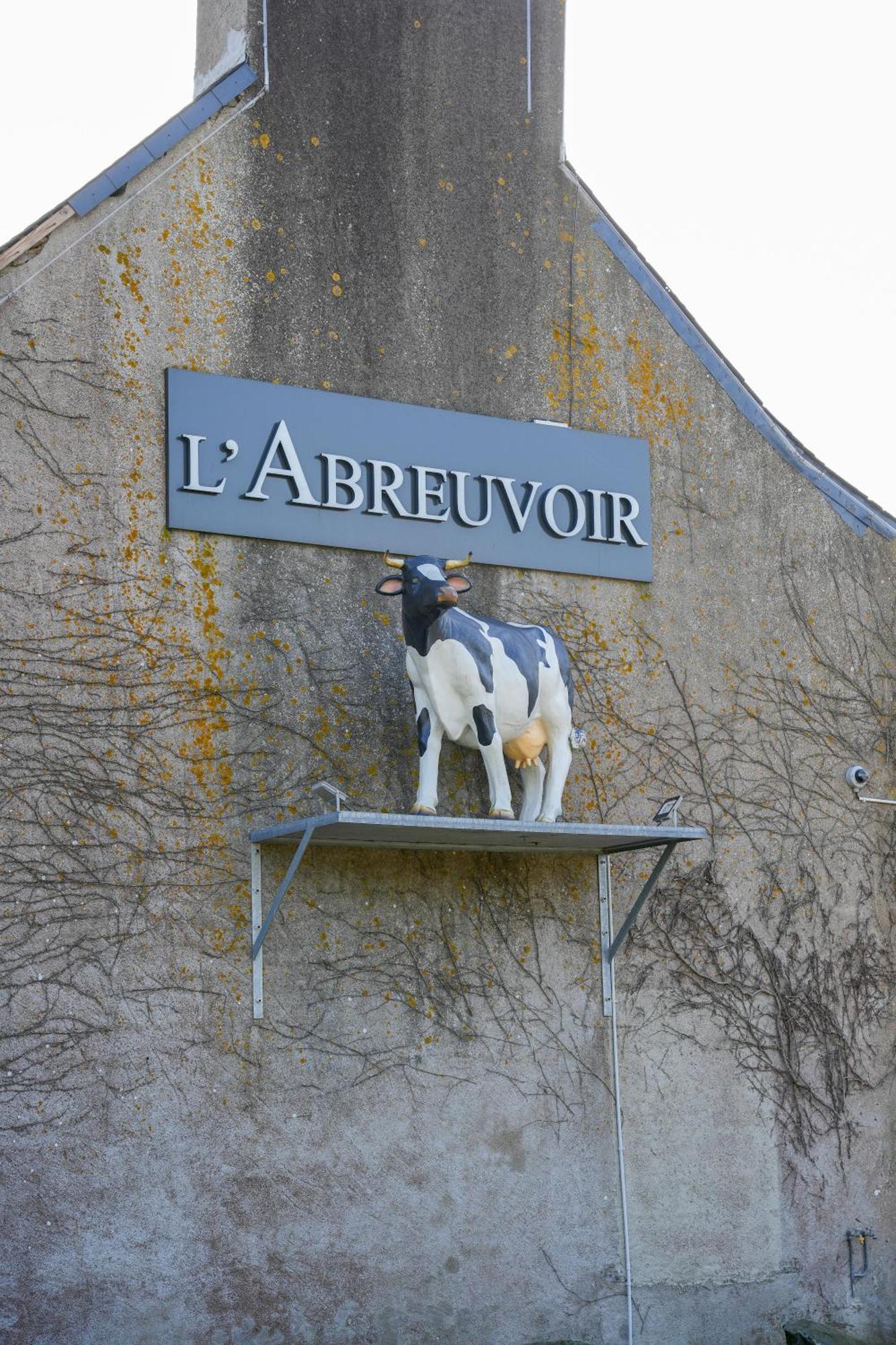 Logis L'Abreuvoir Héric Exteriör bild